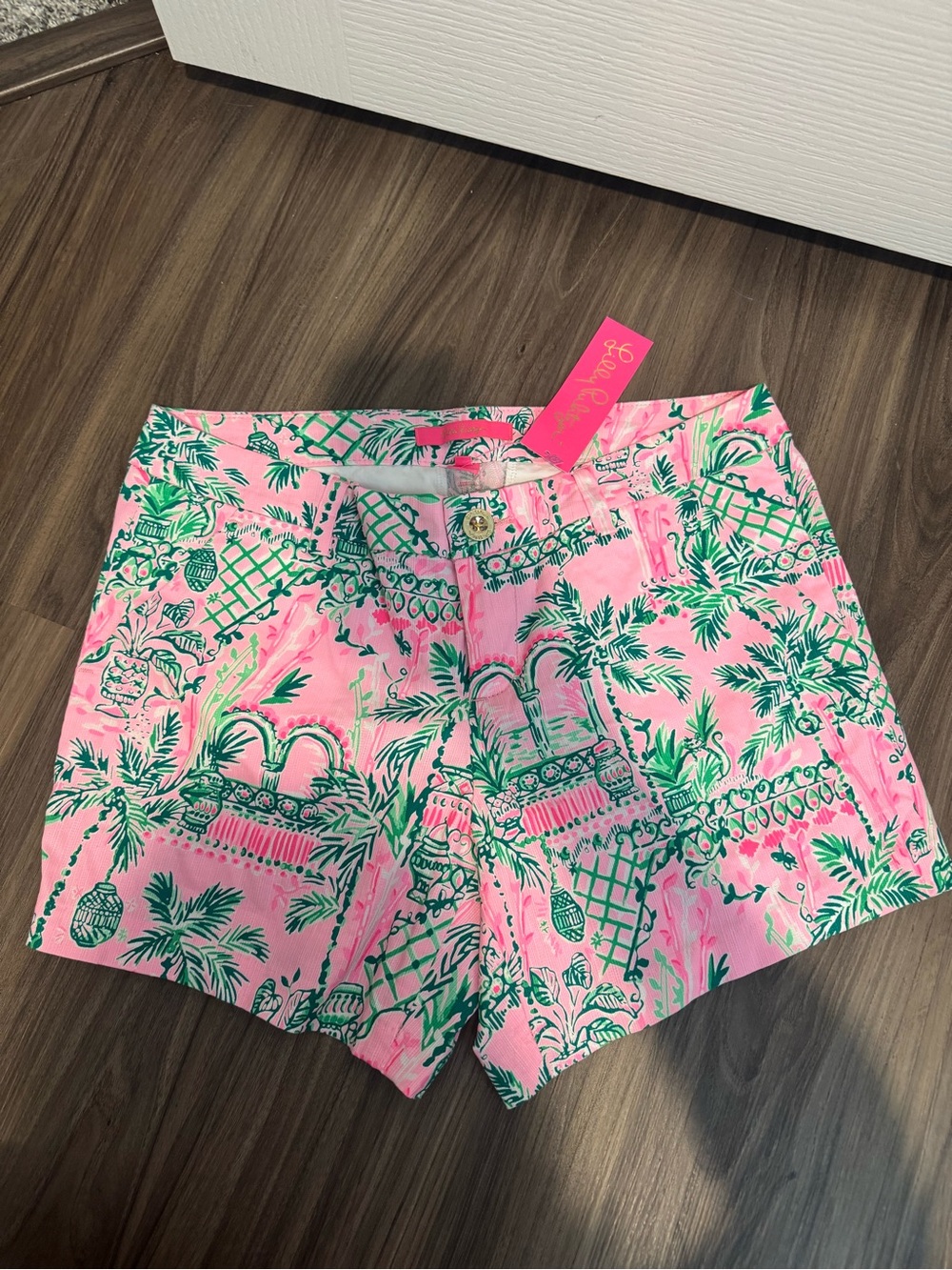 NWT Lily Pulitzer Shorts- Size 4
